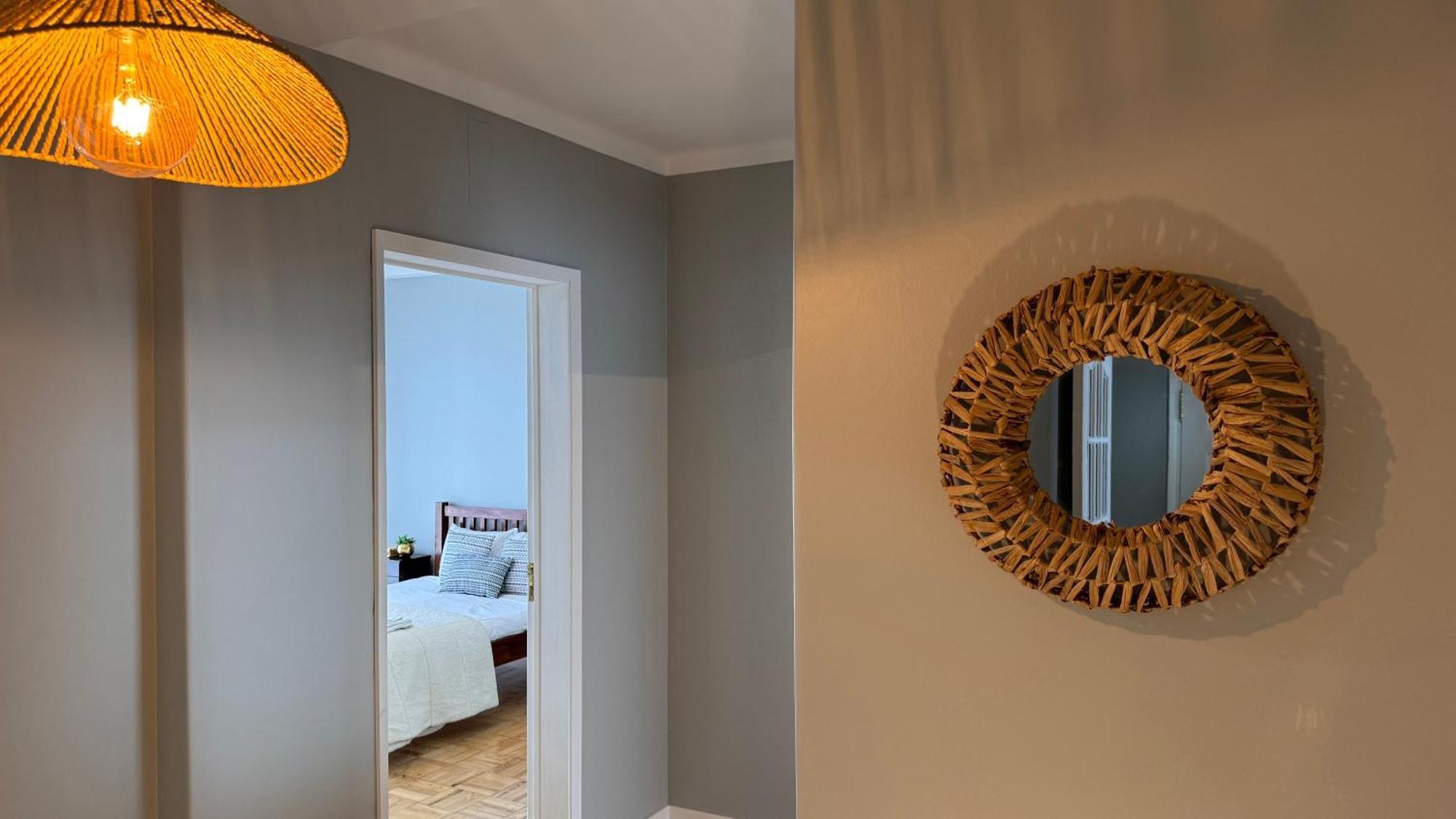 Sunny 4 Bedroom Apartment - With View Coimbra Kültér fotó